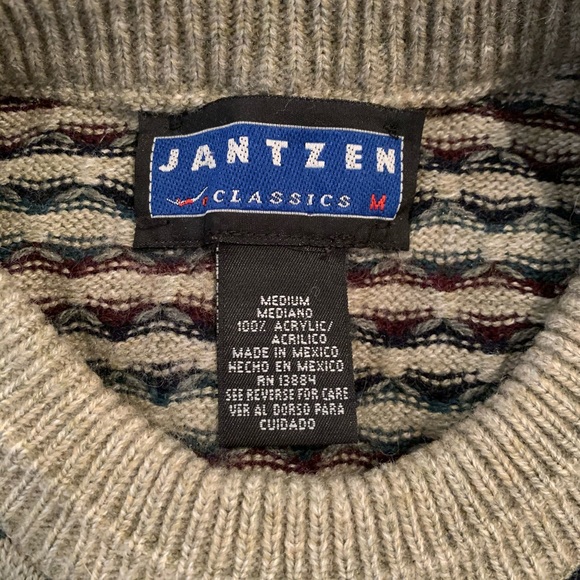 Jantzen sweater in size medium. - Picture 4 of 4